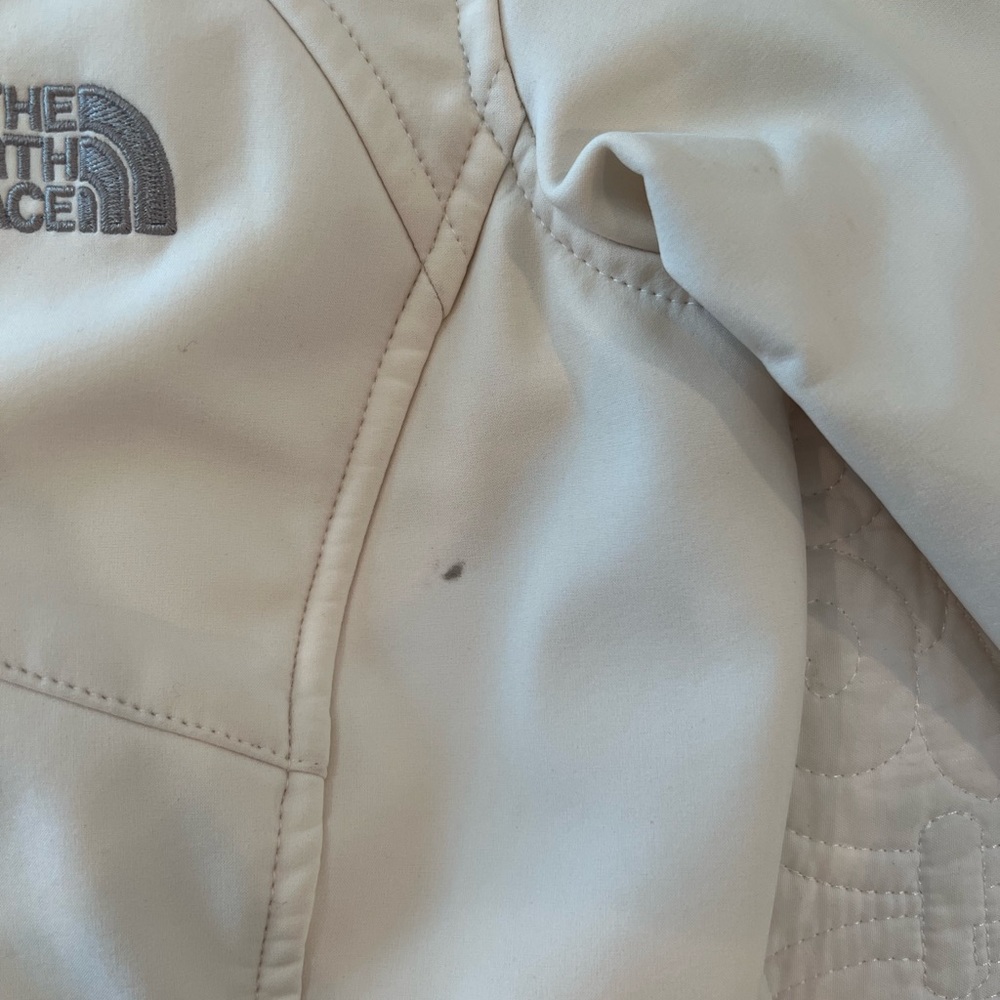North Face Softshell Jacket - image 5